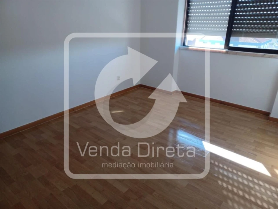Apartamento T3 para Venda em Amora Foto 6