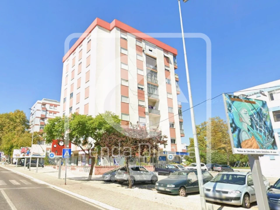 Apartamento T3 para Venda em Amora Foto 12