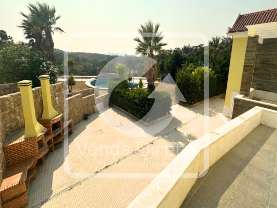 Moradia T6 para Venda em Queluz e Belas Foto 3