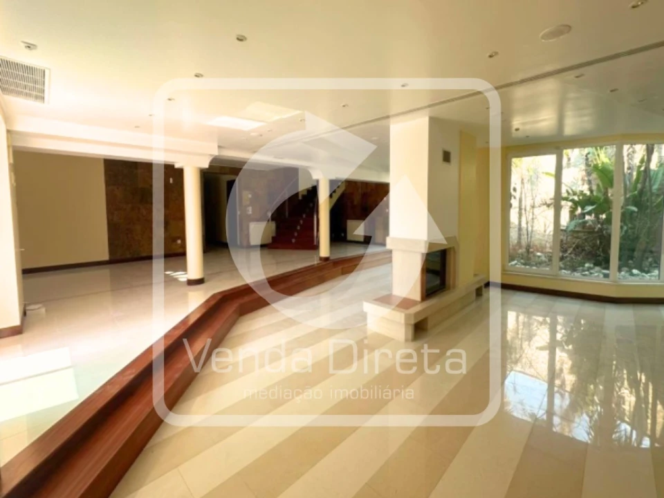 Moradia T6 para Venda em Queluz e Belas Foto 6