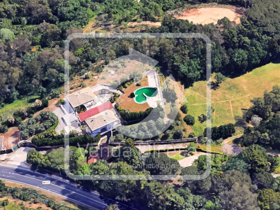 Moradia T6 para Venda em Queluz e Belas Foto 23