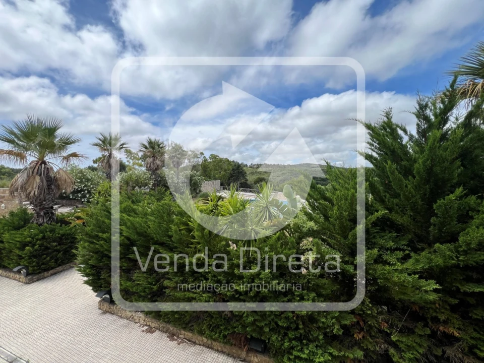 Moradia T6 para Venda em Queluz e Belas Foto 59