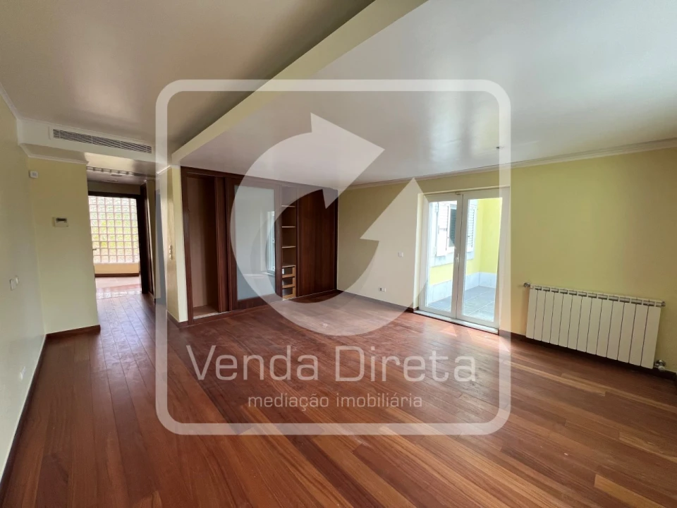 Moradia T6 para Venda em Queluz e Belas Foto 62