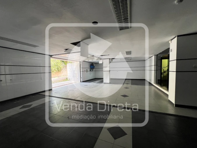 Moradia T6 para Venda em Queluz e Belas Foto 13