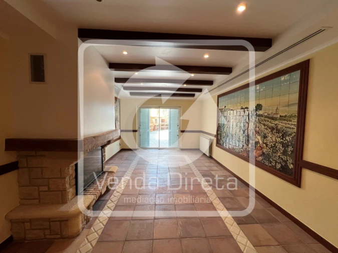 Moradia T6 para Venda em Queluz e Belas Foto 26