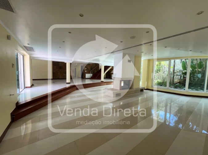Moradia T6 para Venda em Queluz e Belas Foto 29