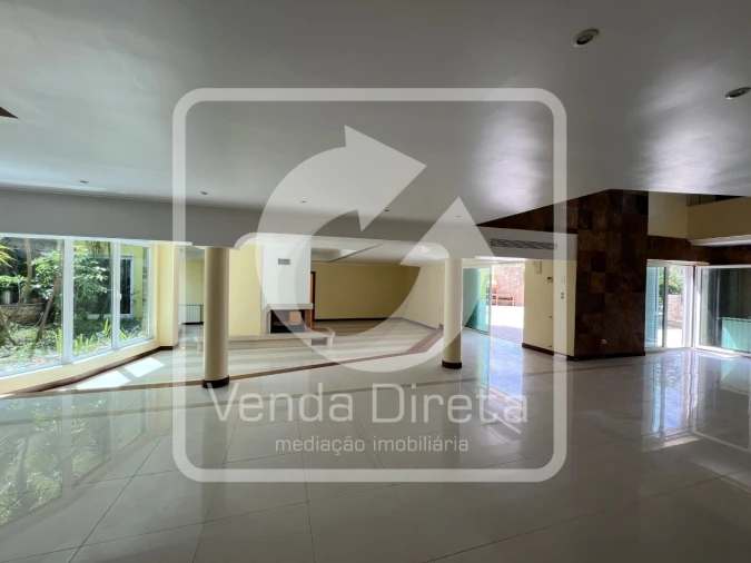 Moradia T6 para Venda em Queluz e Belas Foto 31