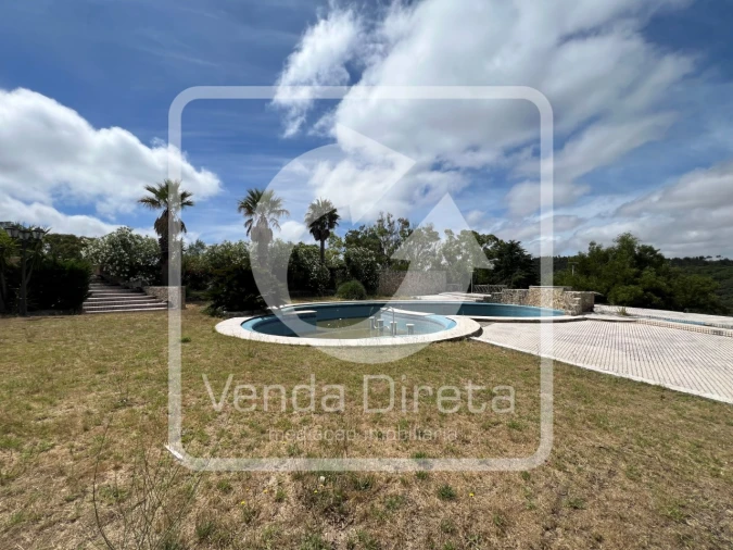 Moradia T6 para Venda em Queluz e Belas Foto 36