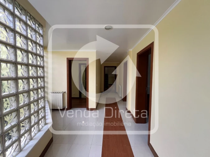 Moradia T6 para Venda em Queluz e Belas Foto 63