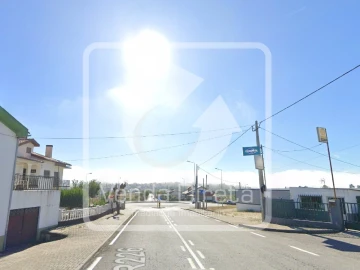 Armazém para Venda em Vila Franca das Naves e Feital