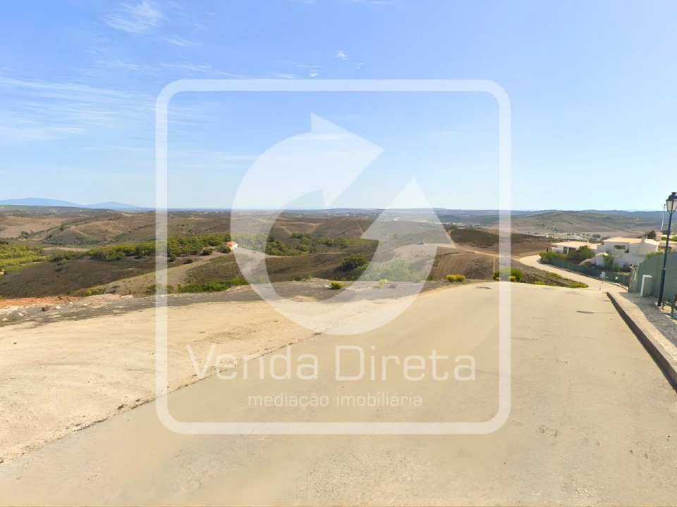 Moradia T3 para Venda em Budens Foto 18