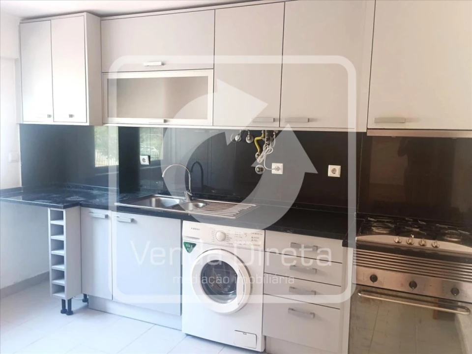 Apartamento T3 para Venda em Encosta do Sol Foto 4