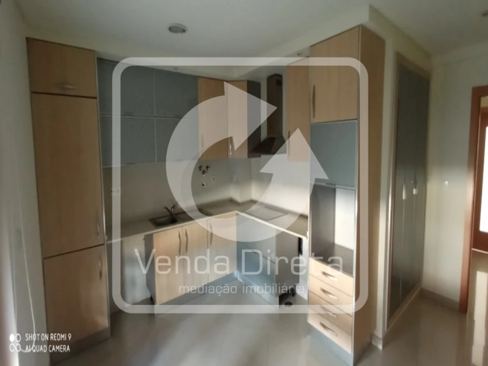 Apartamento T4 para Venda em Pinhal Novo Foto 1