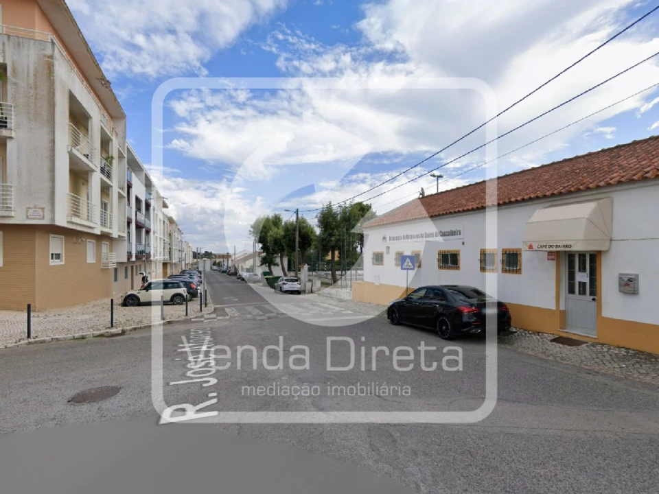 Apartamento T4 para Venda em Pinhal Novo Foto 19