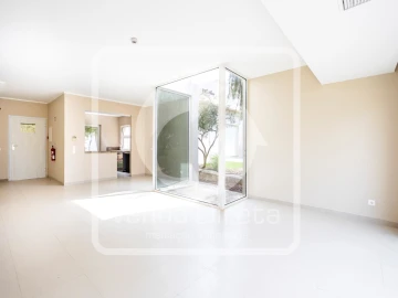 Moradia T2 para Venda em Lagoa e Carvoeiro