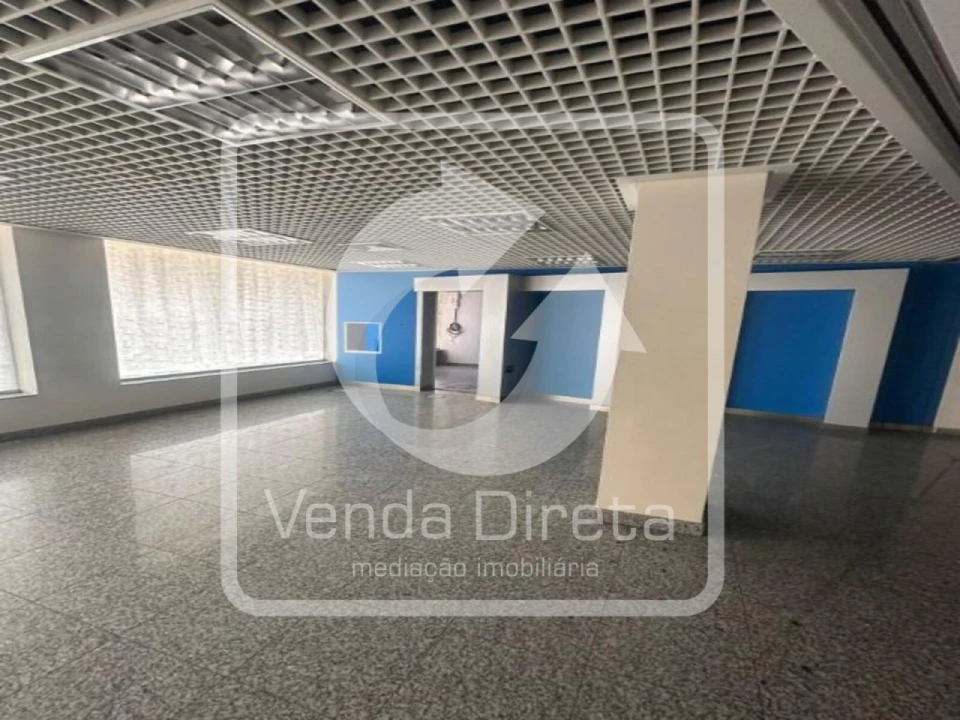 Loja para Venda em Miranda do Corvo Foto 2