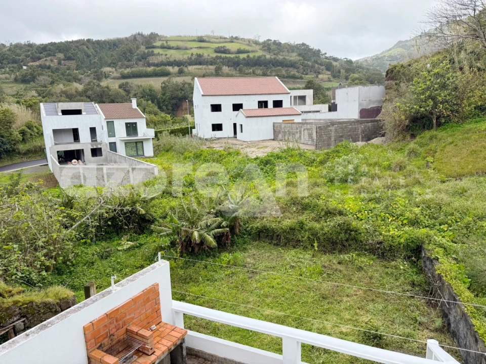 Moradia T3 para Venda em Ribeira Chã Foto 10