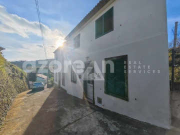 Moradia T3 para Venda em Ribeira Chã