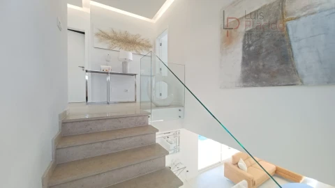 Moradia T4 para Venda em Porto Covo