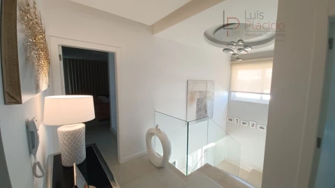 Moradia T4 para Venda em Porto Covo