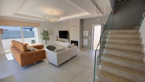 Moradia T4 para Venda em Porto Covo