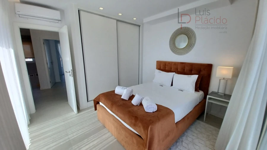 Moradia T4 para Venda em Porto Covo Foto 26