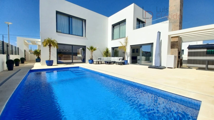 Moradia T4 para Venda em Porto Covo Foto 34