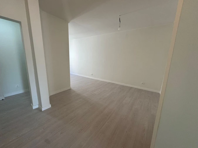 Apartamento T2 para Venda em Penha de França Foto 10