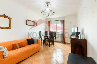 Apartamento T2 para Venda em Carregado e Cadafais