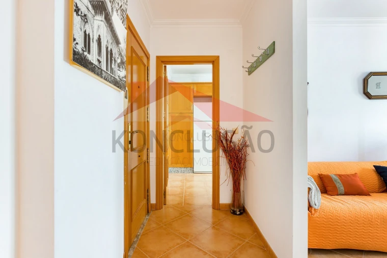 Apartamento T2 para Venda em Carregado e Cadafais Foto 14