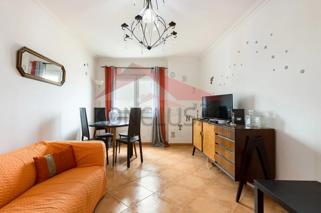 Apartamento T2 para Venda em Carregado e Cadafais Foto 10