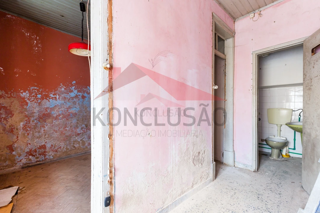 Moradia T2 para Venda em Alenquer (Santo Estêvão e Triana) Foto 8