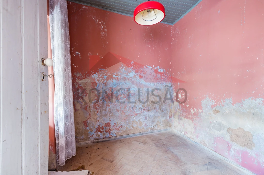 Moradia T2 para Venda em Alenquer (Santo Estêvão e Triana) Foto 7