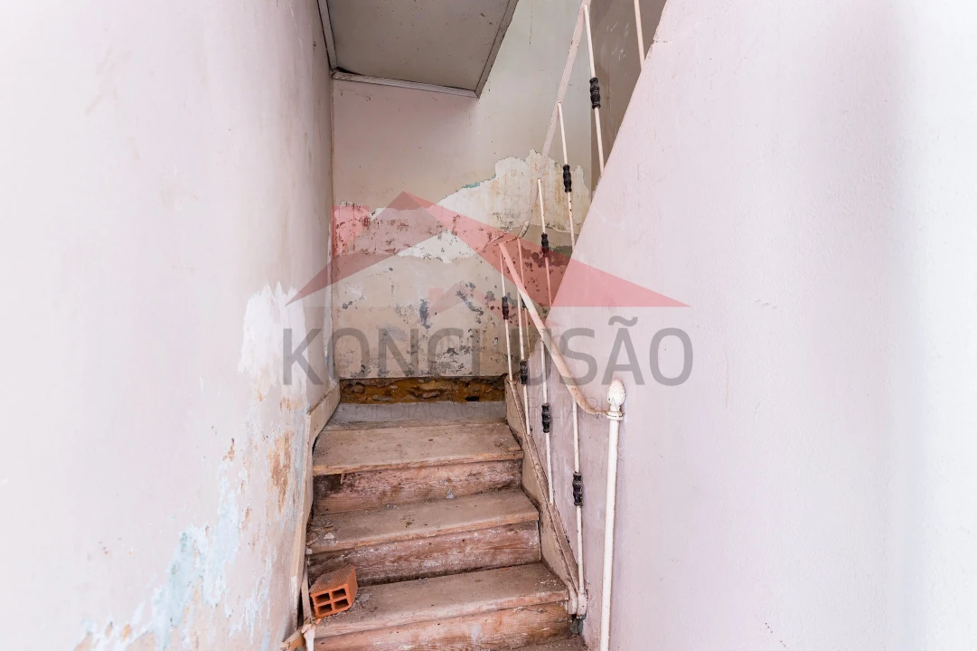 Moradia T2 para Venda em Alenquer (Santo Estêvão e Triana) Foto 15