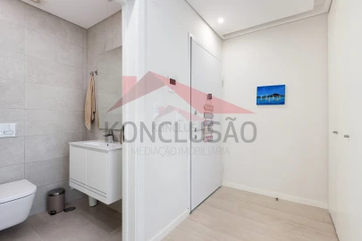 Apartamento T3 para Venda em Póvoa de Santa Iria e Forte da Casa