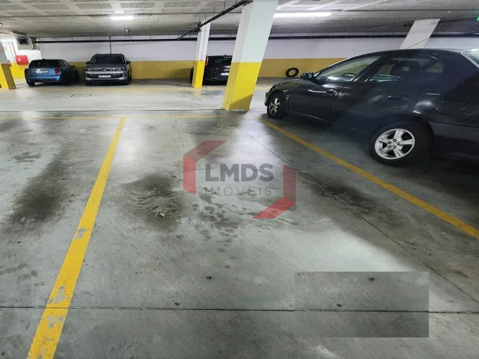 Apartamento T1 para Venda em Oliveira do Douro Foto 19