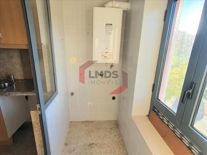 Apartamento T1 para Venda em Oliveira do Douro Foto 9