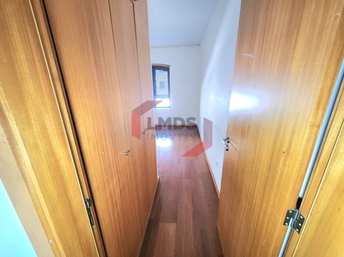 Apartamento T2 para Venda em Oliveira do Douro Foto 17
