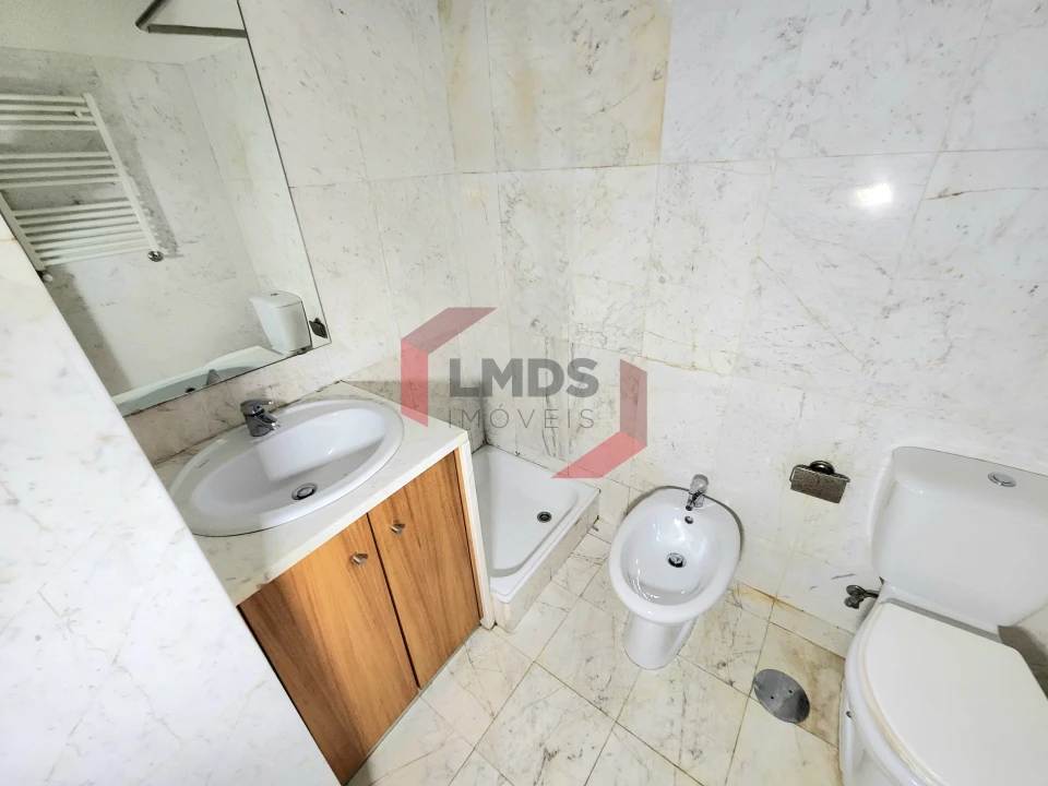 Apartamento T2 para Venda em Oliveira do Douro Foto 15