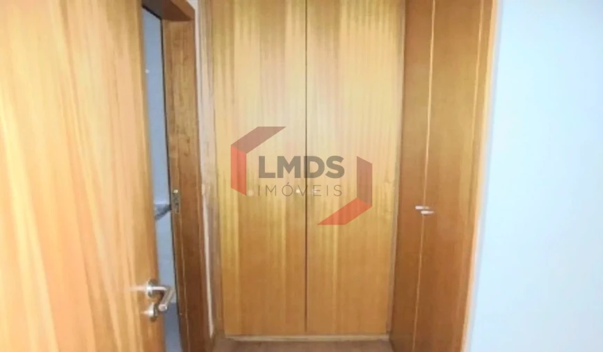 Apartamento T2 para Venda em Canelas Foto 12