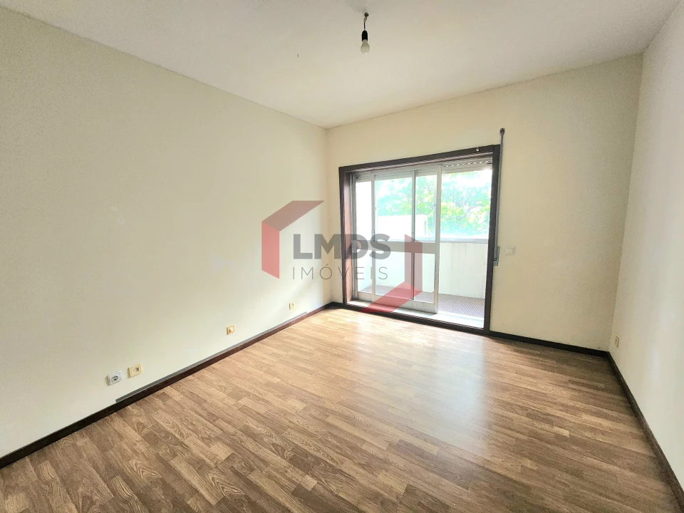 Apartamento T1 para Venda em Santa Marinha e São Pedro da Afurada Foto 16