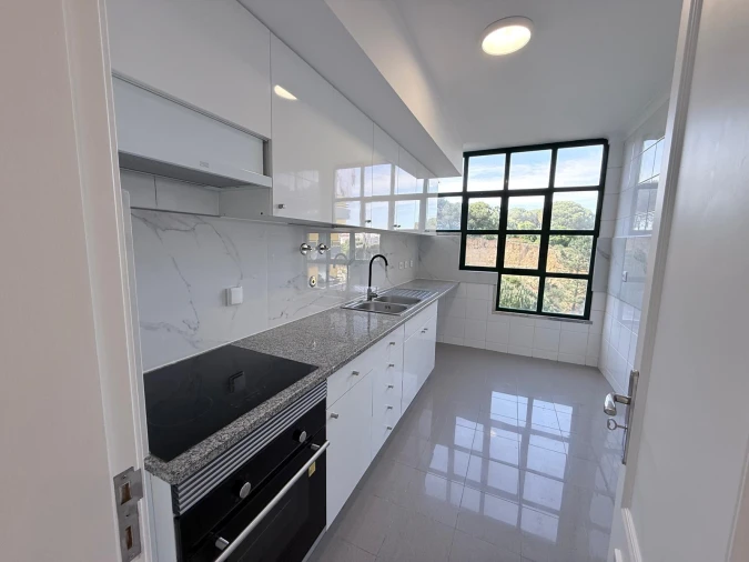 Apartamento T3 para Venda em Laranjeiro e Feijó Foto 5