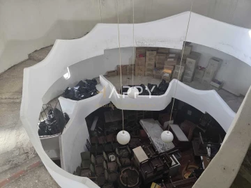 Loja para Venda em Albufeira e Olhos de Água