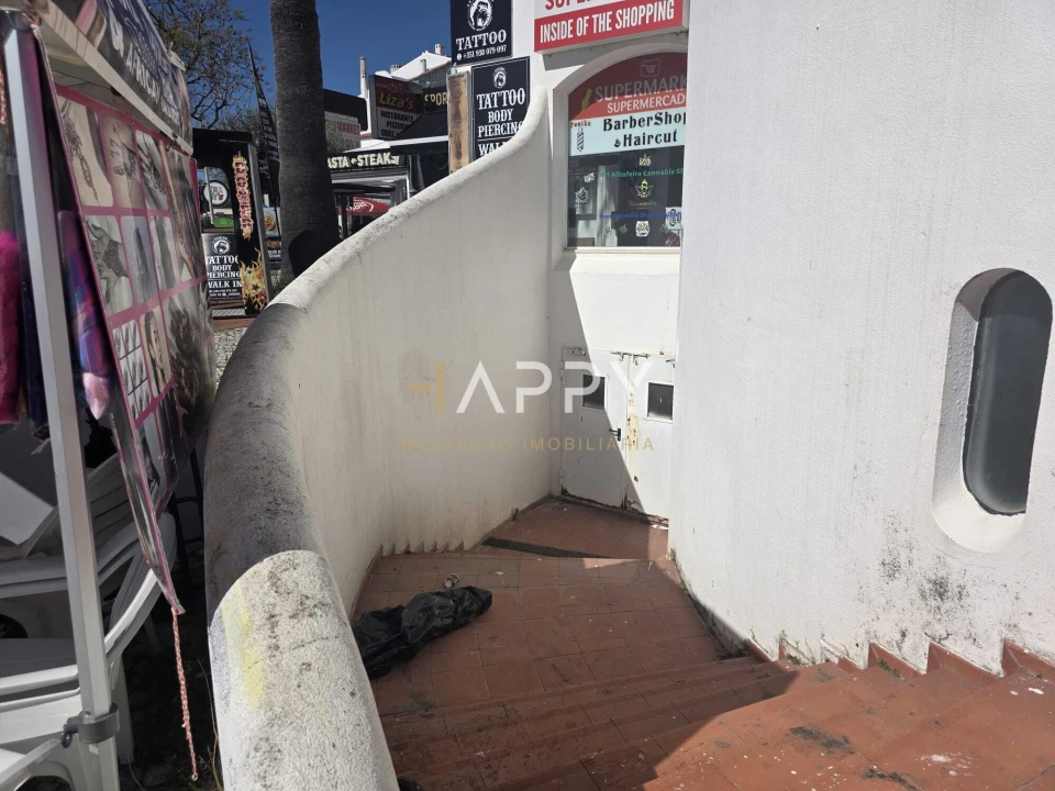 Loja para Venda em Albufeira e Olhos de Água Foto 16
