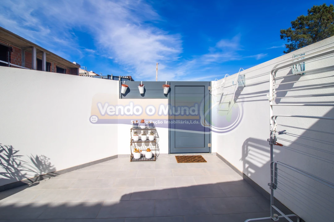 Moradia T3 para Venda em Salvaterra de Magos e Foros de Salvaterra Foto 2