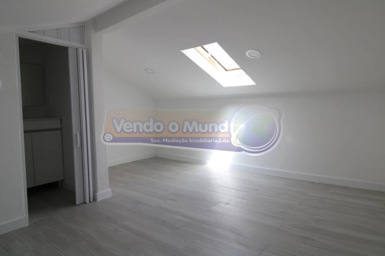 Moradia T1 para Venda em Muge Foto 8