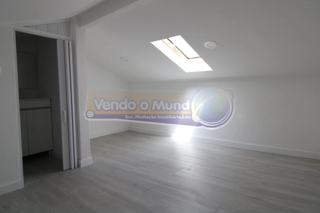 Moradia T1 para Venda em Muge Foto 8