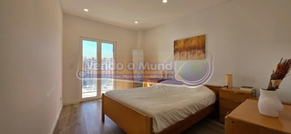 Apartamento T2 para Venda em Póvoa de Santa Iria e Forte da Casa