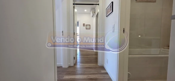 Apartamento T2 para Venda em Póvoa de Santa Iria e Forte da Casa