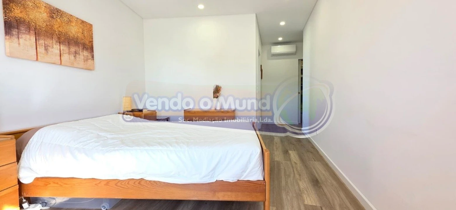 Apartamento T2 para Venda em Póvoa de Santa Iria e Forte da Casa Foto 19
